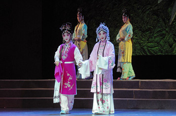 甘肅演藝集團(tuán)“2015年舞臺(tái)精品惠百姓”演出年秦腔演出季將在今晚拉開帷幕
